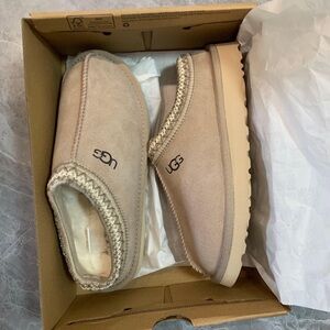 UGG Tasman Comfy Slippers - Mustard Seed for Home Wear